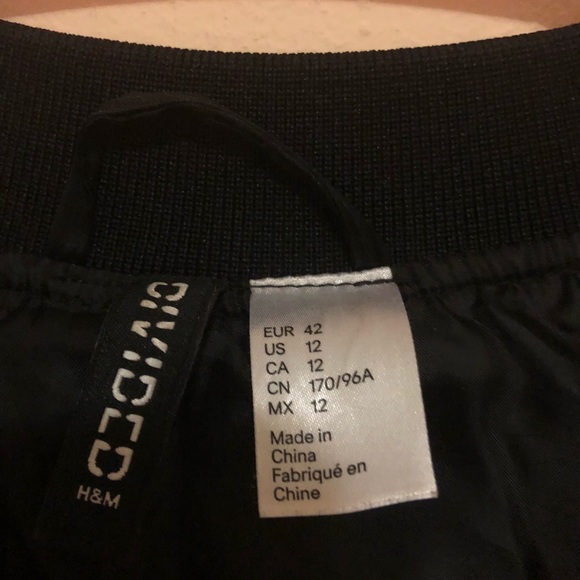 H&M bomber jacket - Picture 3 of 3